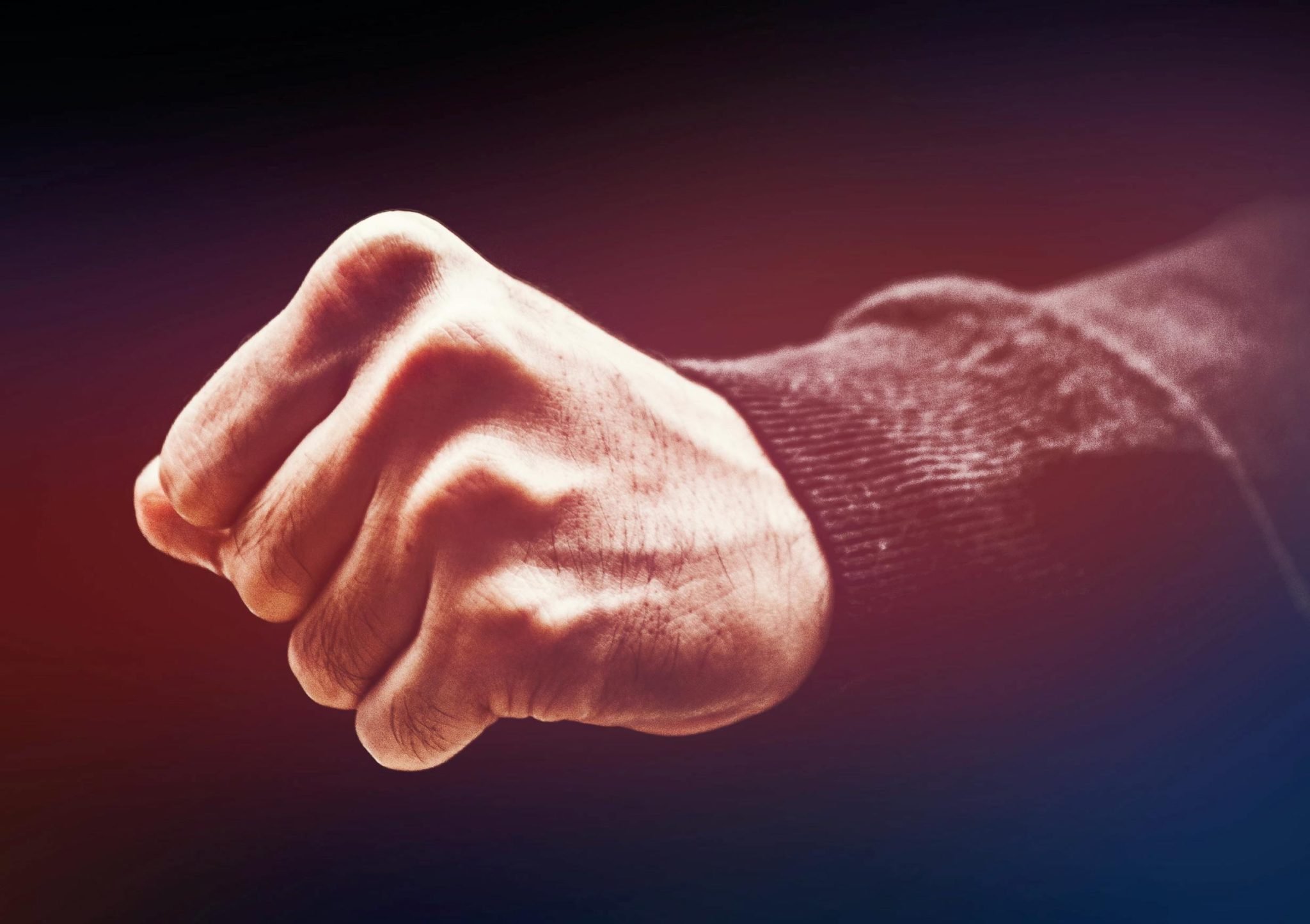 React - Vuist - Agressie tegen BOA's